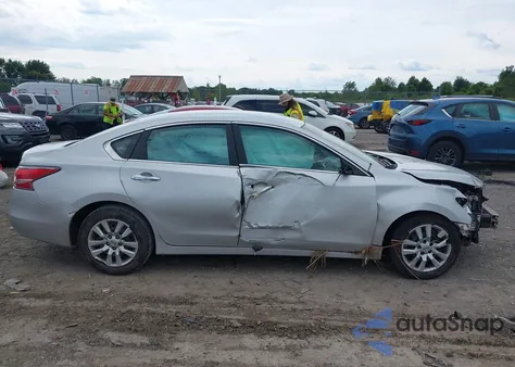 2015 Nissan Altima 2.5/2.5 S/2.5 Sl/2.5 Sv из США, поврежденный, VIN 1N4AL3AP5FN329643